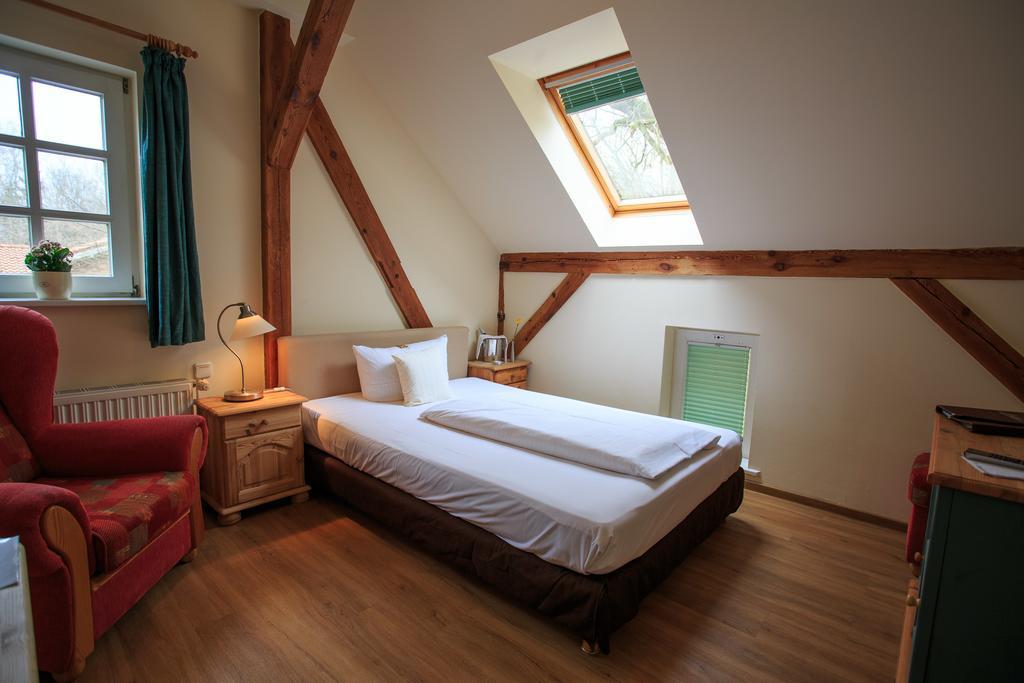 Hotel Schloesschen Sundische Wiese Zingst Esterno foto